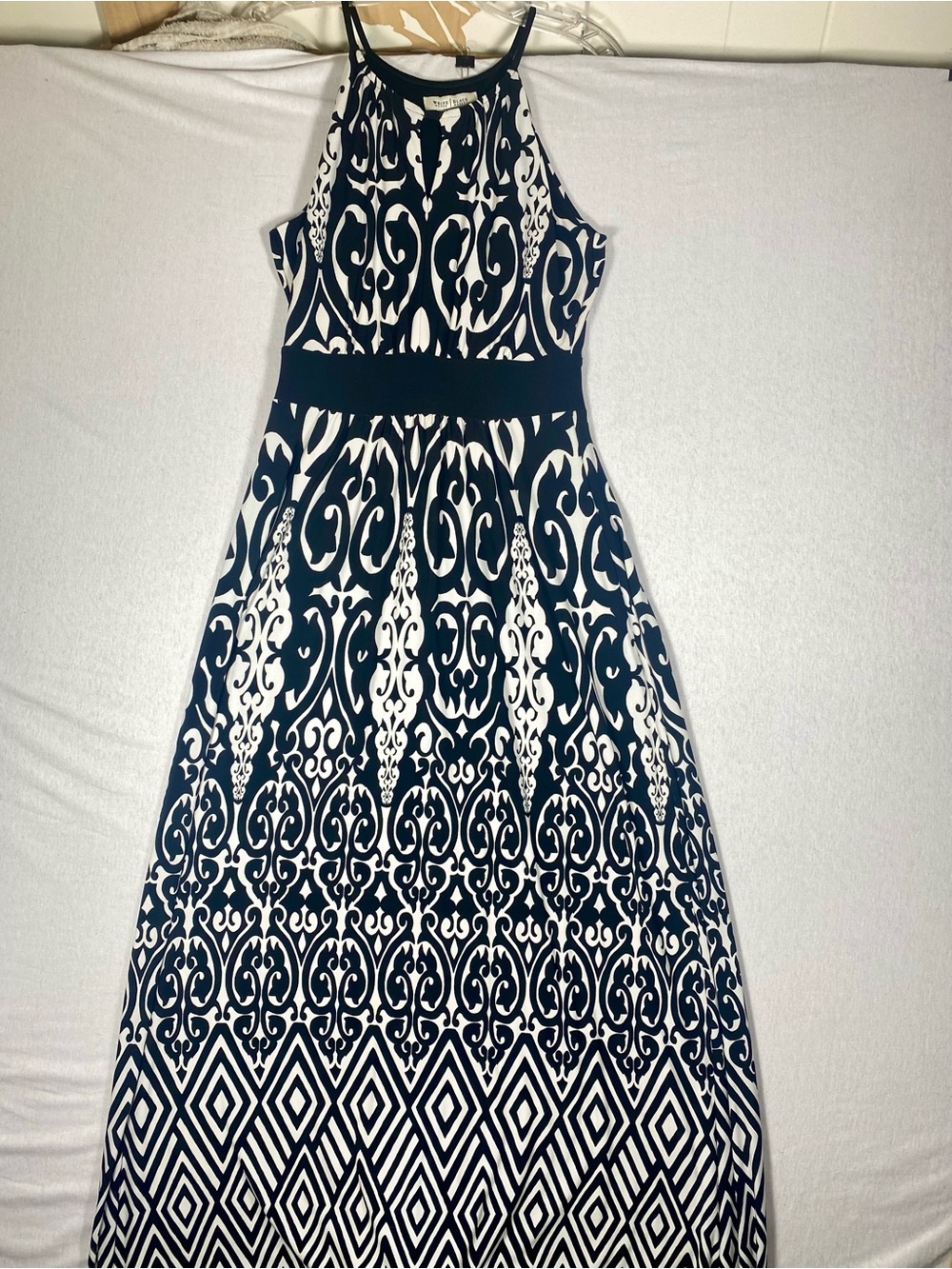 White House Black Market XXS Black & White Geometric Maxi Dress